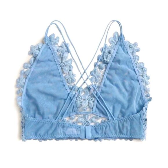 NEW! Blue Daisy Crochet Lace Bralette 🌸 - Picture 6 of 7